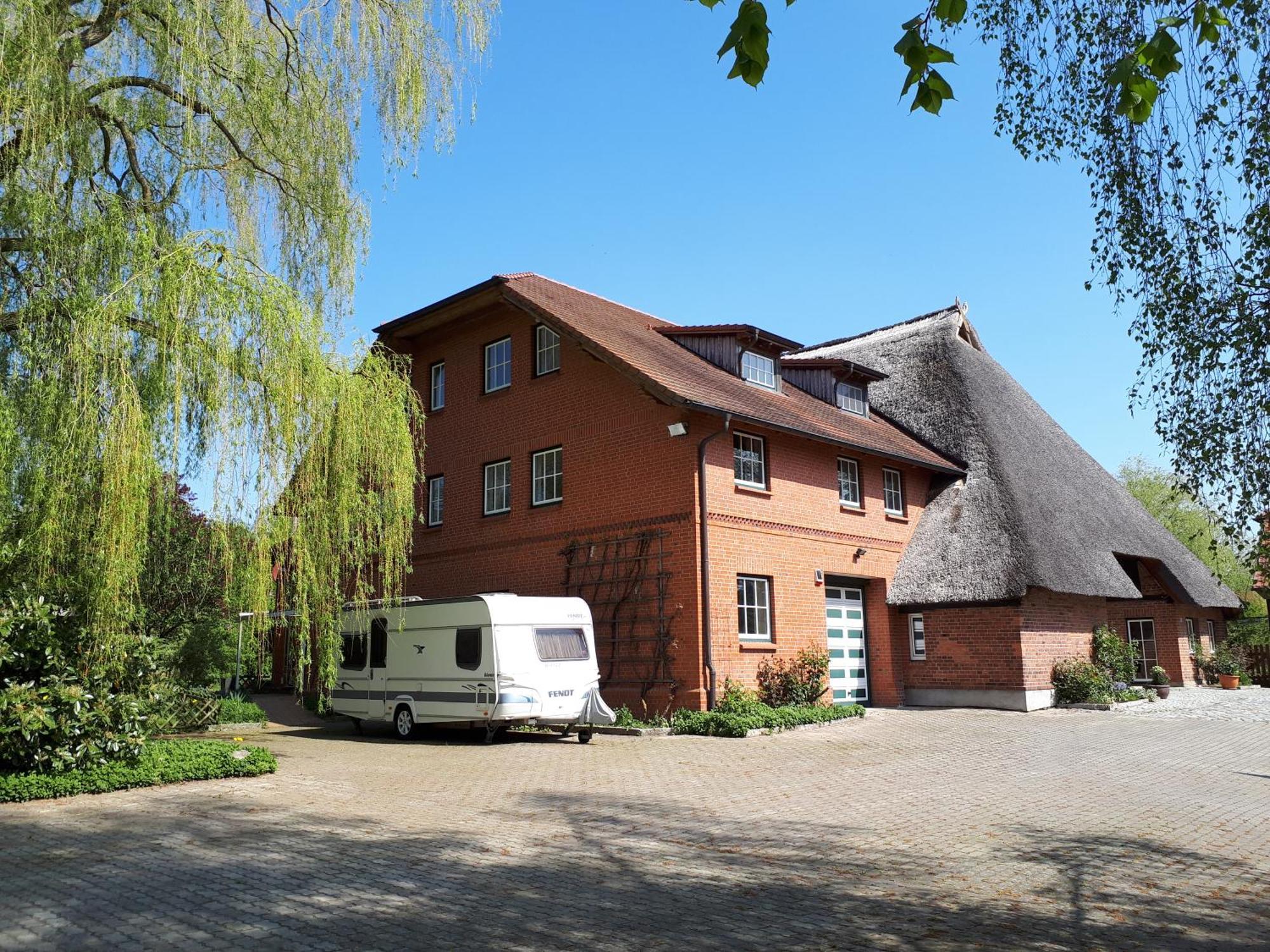 Kleines Paradies Krembz Екстер'єр фото